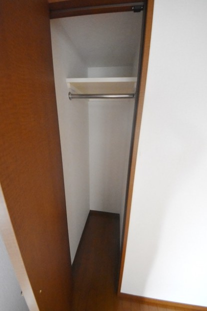 収納　※同建物内の別部屋参考写真です