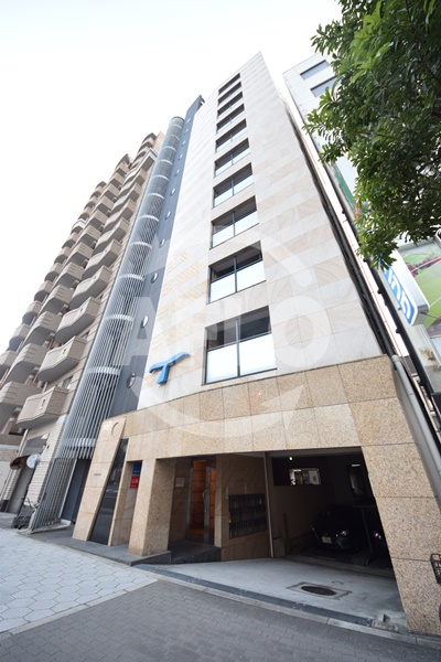 建物外観　SERENiTE-04　外観