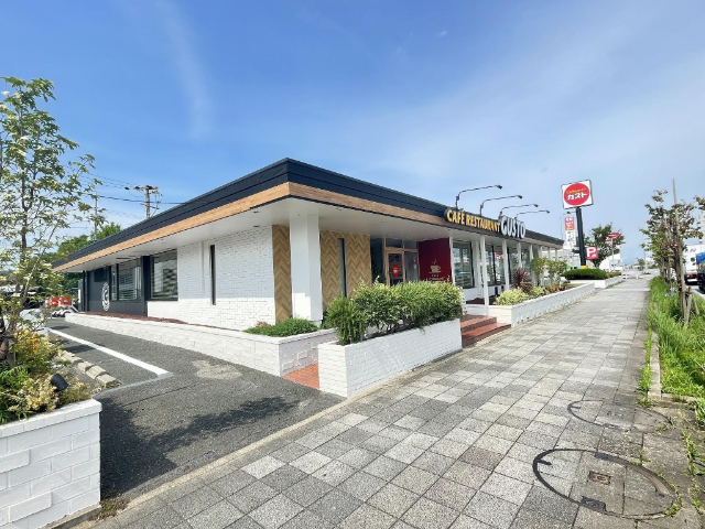 飲食店　ガスト（飲食店）まで650m