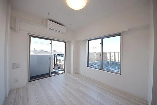 居室・リビング　※同タイプ参考写真