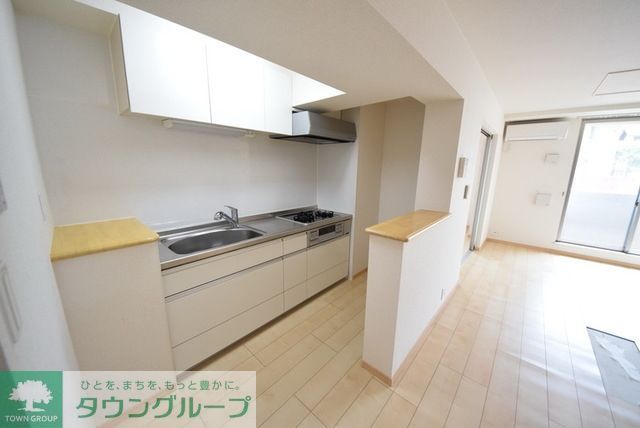 キッチン　作業台が広いです