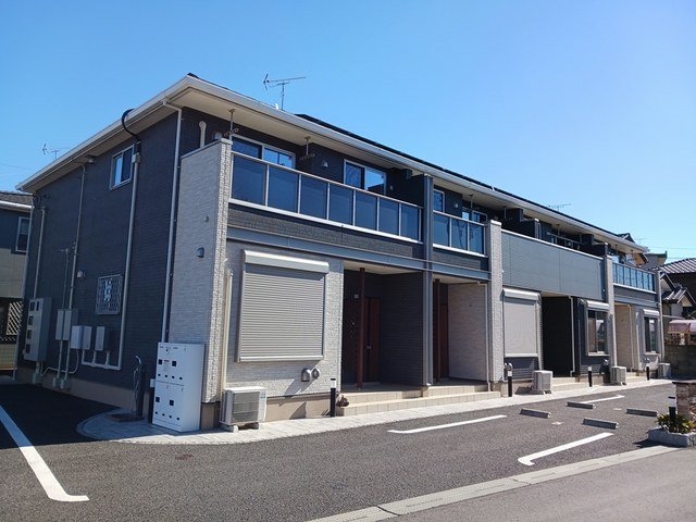 建物外観　落ち着いた雰囲気の外観です