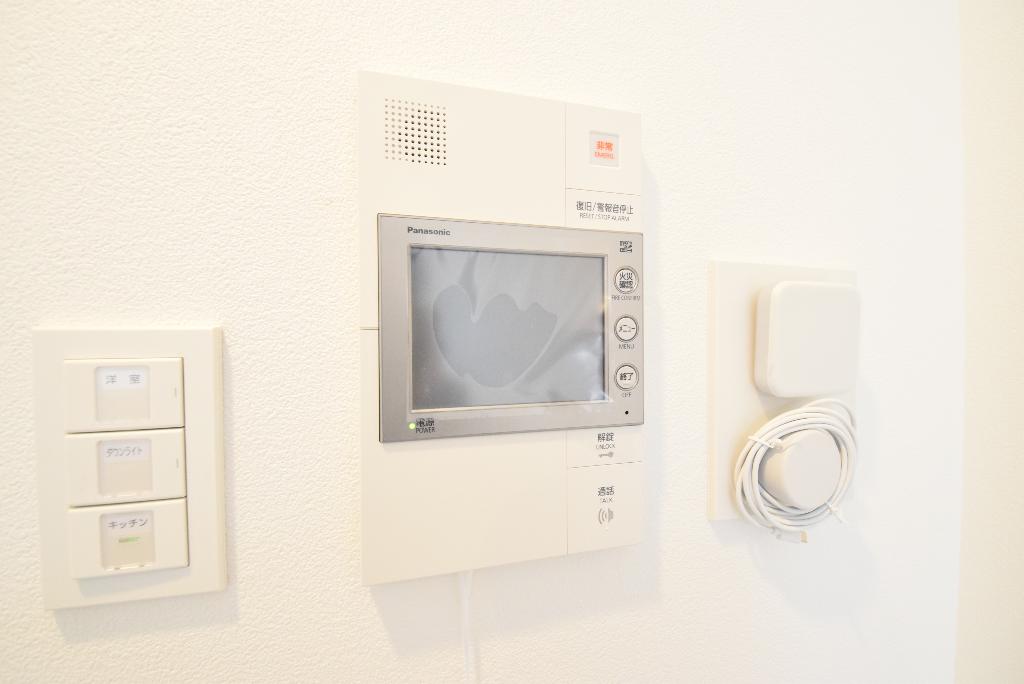 セキュリティ　カメラ付インターホン