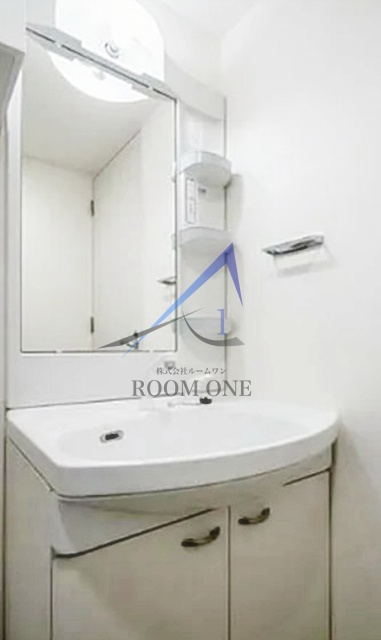 洗面設備　洗面台です。