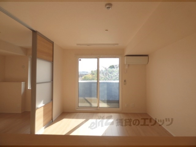 居室・リビング　洋室