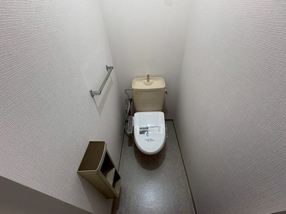 トイレ　※別部屋の写真です