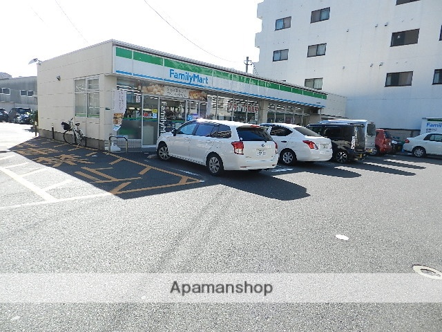 コンビニ　ファミリーマート小倉中津口店（コンビニ）まで486m