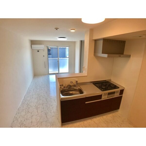 居室・リビング　照明・エアコン付き　LDK