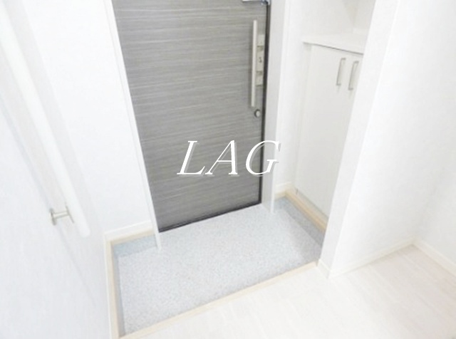 玄関　玄関です。