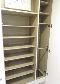 玄関　☆玄関収納豊富☆