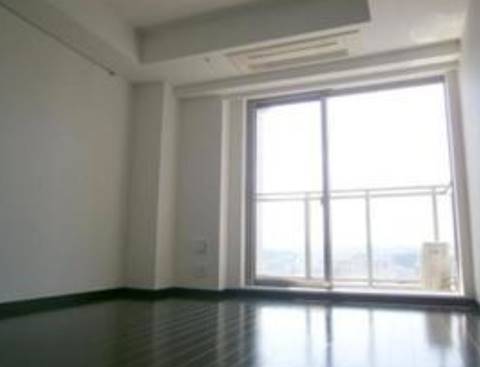 居室・リビング　ベーシックなフローリングスタイル