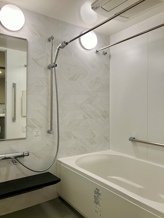 バス・シャワールーム