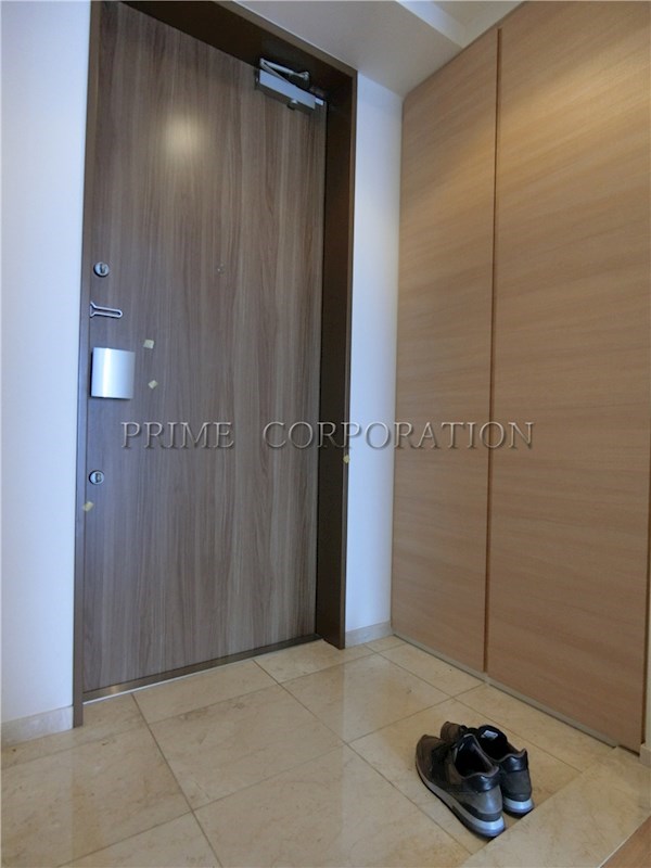 玄関　※参考写真※