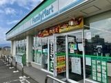 コンビニ　ファミリーマート　瑞穂本田北（コンビニ）まで1059m