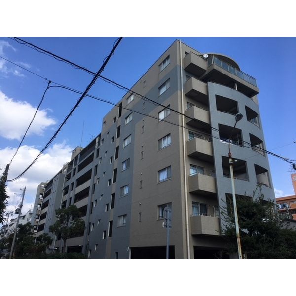 建物外観　エレベーター付きで荷物があっても安心♪