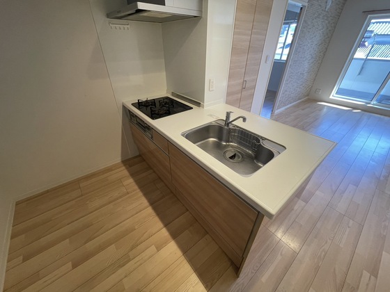 キッチン　※別部屋の写真です