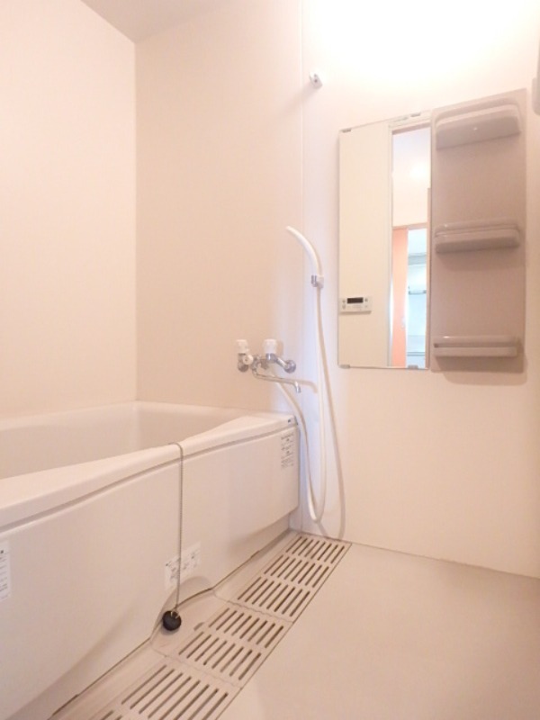 バス・シャワールーム　図面と現状に相違がある場合には現状を優先