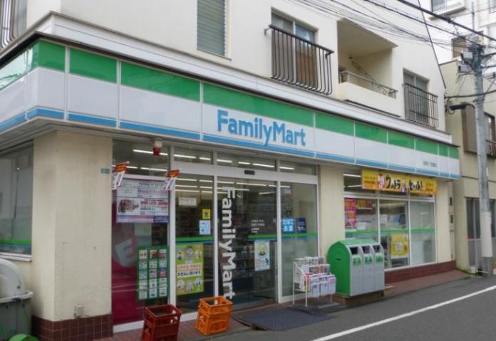 コンビニ　ファミリーマート佐野久下目黒店（コンビニ）まで145m