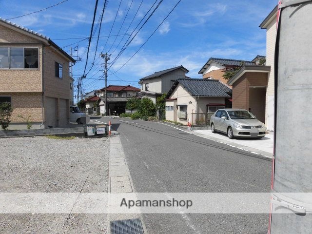 その他　前面道路（その他）まで0m