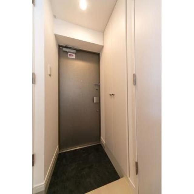 玄関　※写真は同タイプ住戸です。