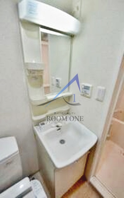 洗面設備　洗面台です。