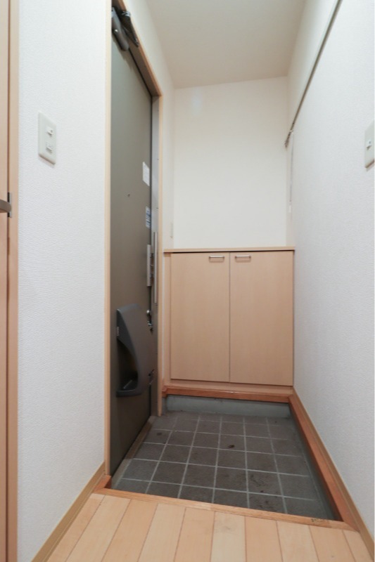 玄関　図面と現状に相違がある場合には現状を優先