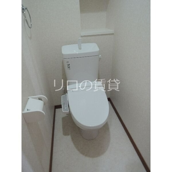 トイレ　別号室