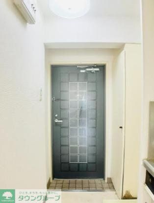 玄関　お部屋探しは株式会社　タウンハウジング　までお気軽にお問合…