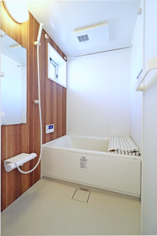 バス・シャワールーム　図面と現状に相違がある場合には現状を優先