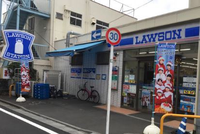 コンビニ　ローソン品川南大井４丁目店（コンビニ）まで412m