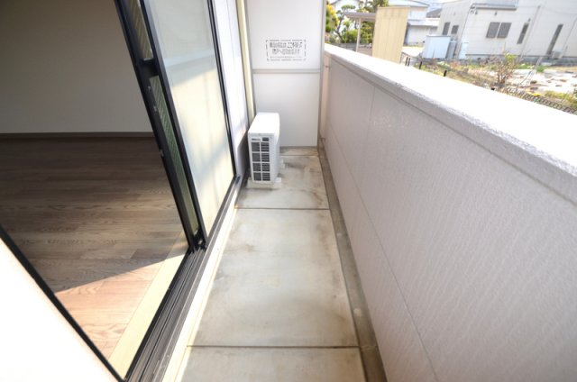 バルコニー　バルコニー