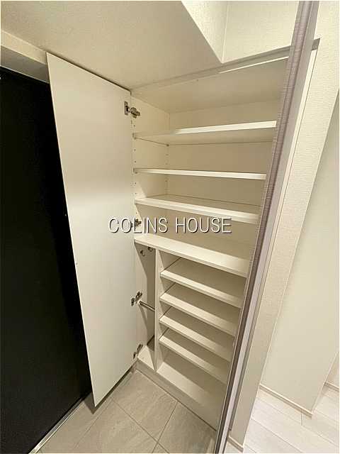 玄関　反転タイプ別部屋画像