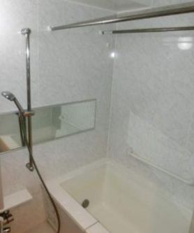 バス・シャワールーム　日々の疲れを癒すお風呂付です