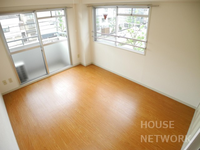 その他部屋・スペース　下鴨本通沿い、東向きのお部屋です。ＩＨキッチン、洗濯機室内設