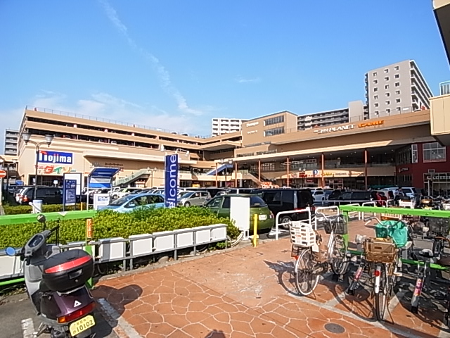 ショッピングセンター　フレスポ八潮（ショッピングセンター）まで2548m