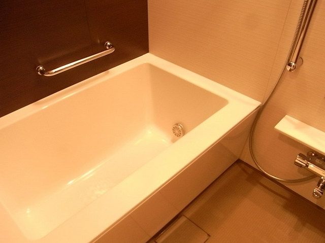 バス・シャワールーム　バスルーム