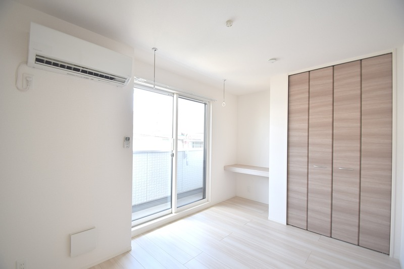 居室・リビング　6.26帖のフローリングのお部屋です