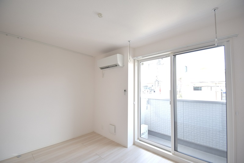 その他部屋・スペース　エアコン・室内物干し設置済み☆クローゼットもございます☆