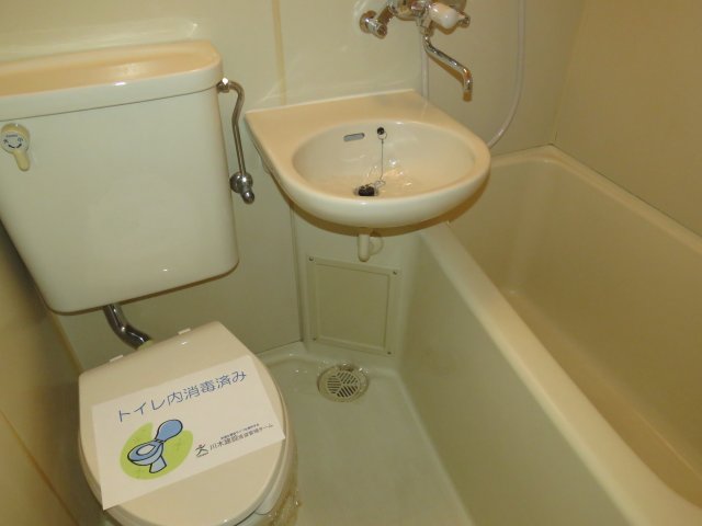 バス・シャワールーム　同間取物件