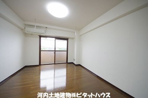 居室・リビング　洋室８．６７帖