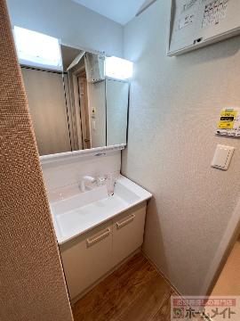 洗面設備　洗髪洗面化粧台