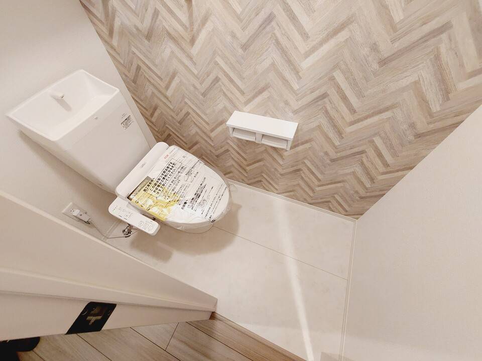 トイレ　トイレ