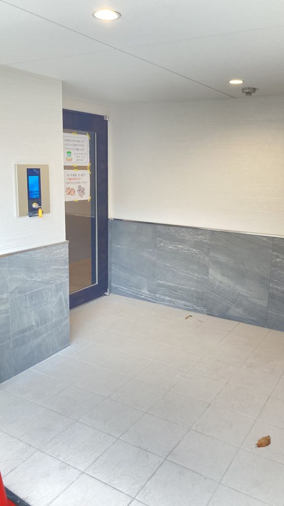 エントランス　エントランス