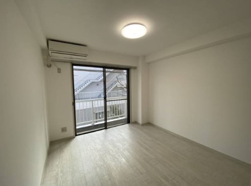 居室・リビング　居室※別部屋参考写真