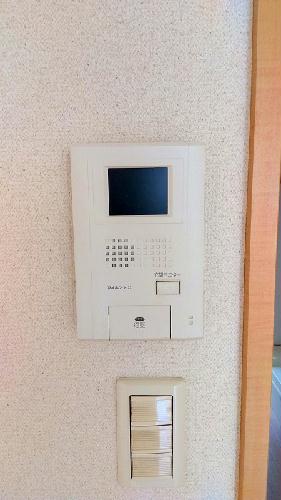 セキュリティ　モニター付きインターホン