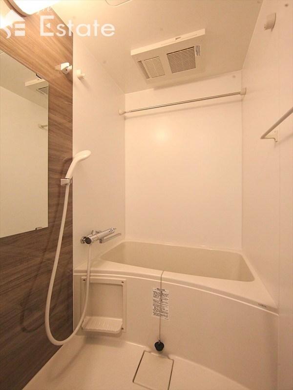 バス・シャワールーム　バスルーム