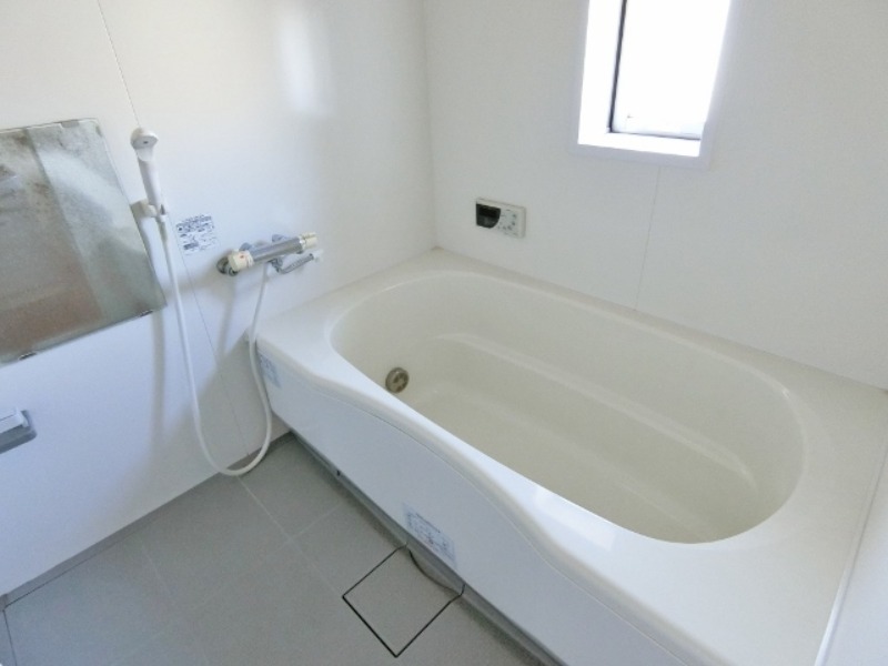 バス・シャワールーム　図面と現状に相違がある場合には現状を優先