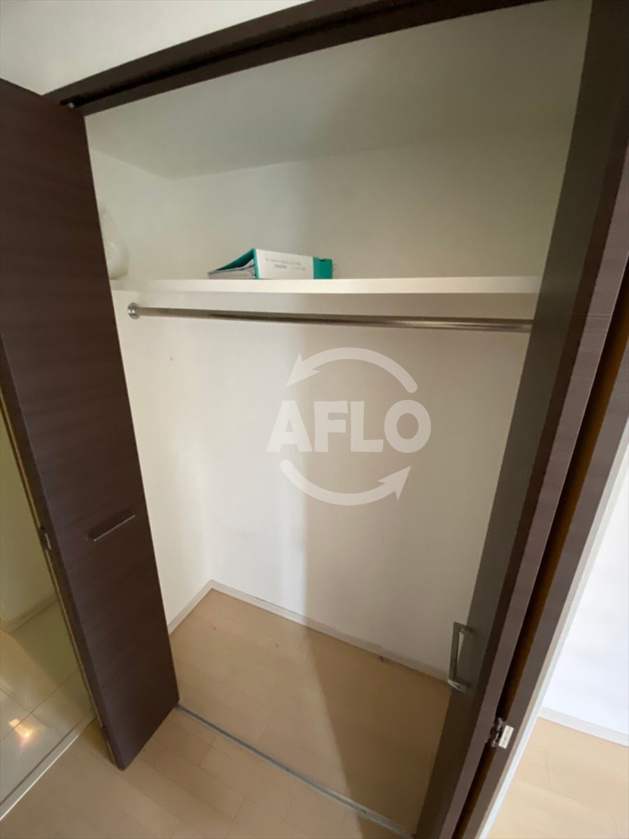 収納　Dimus大手前　クローゼット