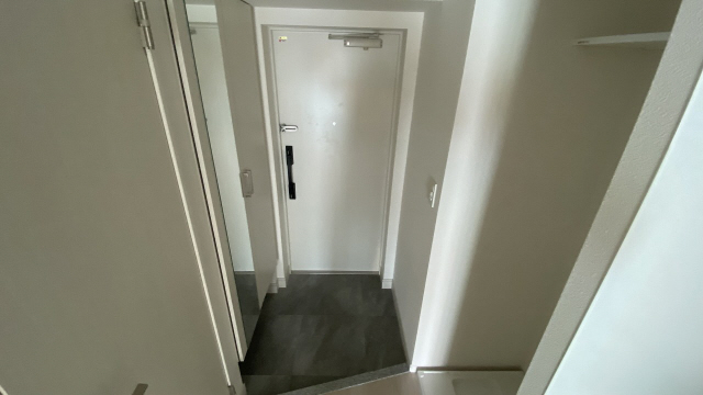 玄関　収納もある玄関です