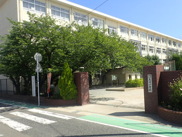 小学校　福岡市立玉川小学校（小学校）まで388m